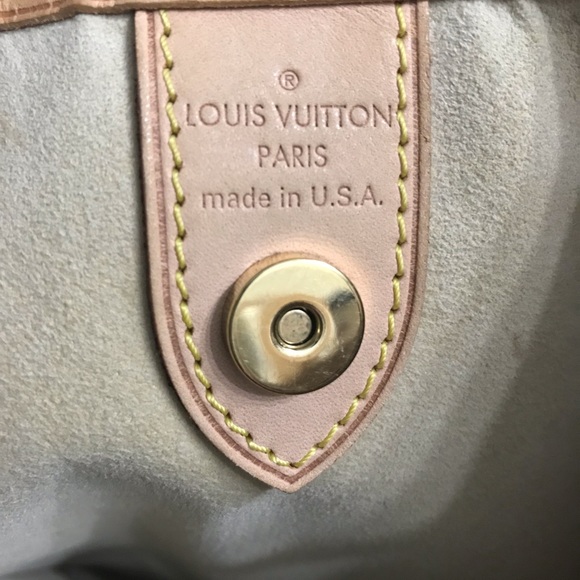 Louis Vuitton Galleria - Picture 4 of 8